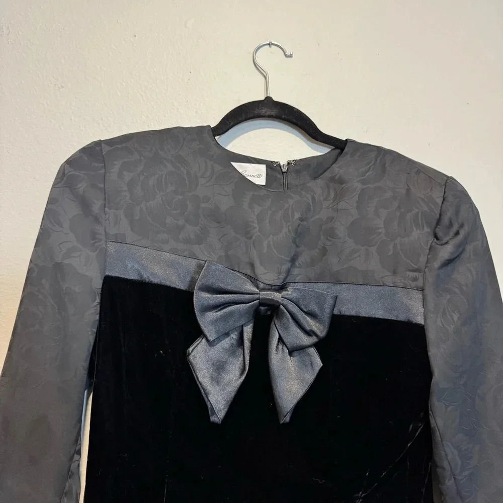 Susan Bennett Vintage Dress Sheath Velvet Goth Witchy Classic 8 - Picture 3 of 7